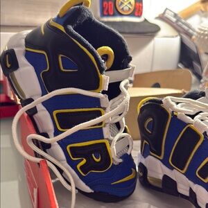 Nike Blue and Black Sneakers for Everyday Style